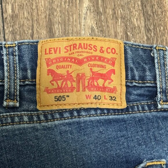 Levi's 505 Jeans Men's 40x32 Medium Wash Regular Fit Stretch Denim - Picture 6 of 9